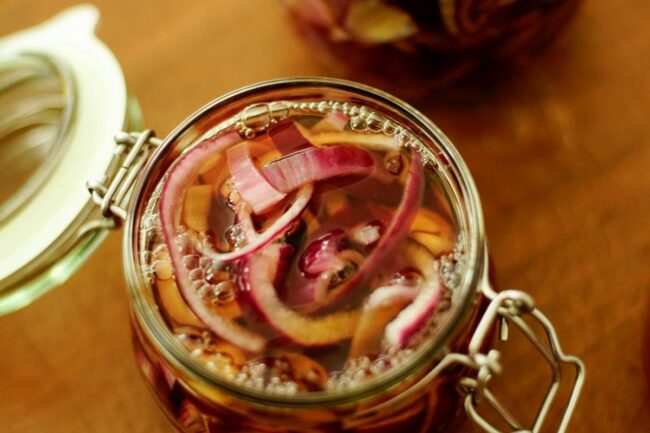 Quick Pickled Red Onions